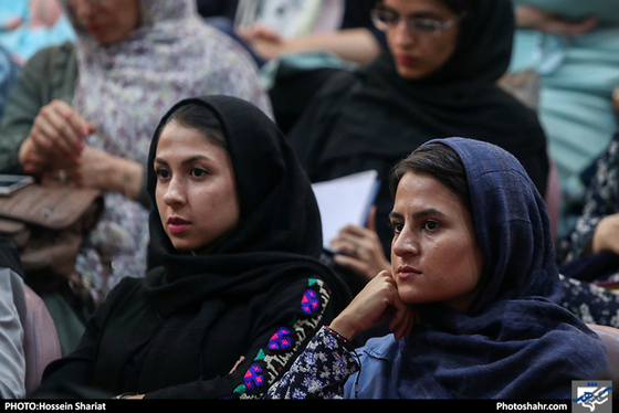 ورکشاپ عکاسی استیج با حضور آزاده اخلاقی / عکس: حسین شریعت / شهرآرا