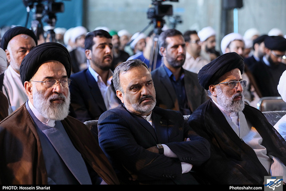 جلسه وجوب تقویت مسائل فرهنگی در حاشیه شهر / عکس: حسین شریعت / شهرآرا