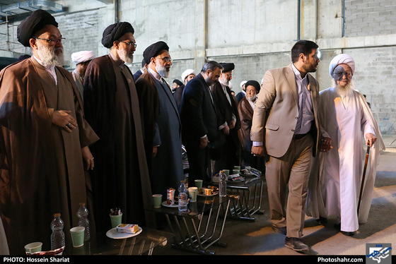 جلسه وجوب تقویت مسائل فرهنگی در حاشیه شهر / عکس: حسین شریعت / شهرآرا