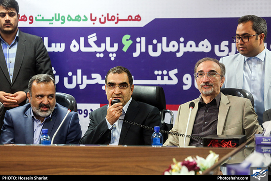  آئین افتتاح همزمان 6 پایگاه سلامت شهری توسط وزیر بهداشت / عکس: حسین شریعت / شهرآرا