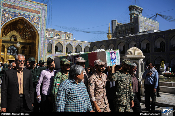 تشییع پیکر جانباز شھید قربانزاده / عکس: احمد حسنی /شهرآرا