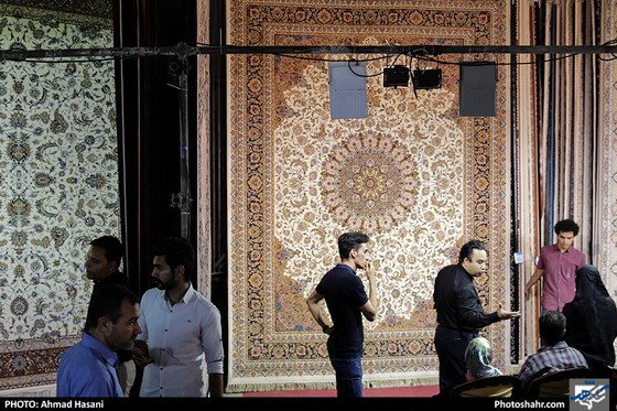 نمایشگاه فروش پاییزه و عرضه کالای تنظیم بازار