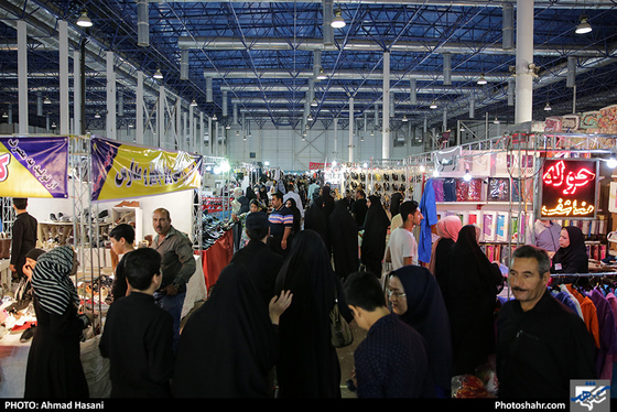 نمایشگاه فروش پاییزه و عرضه کالای تنظیم بازار