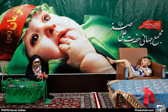 دوخت لباس‌ شیرخوارگان حسینی / عکس: ساناز صفائی / شهرآرا