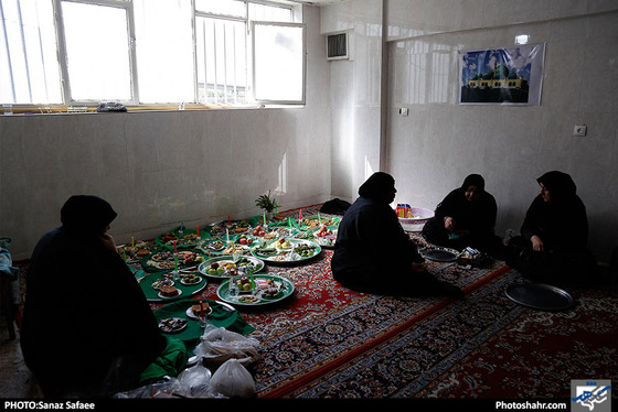 مراسم سنتی سینی‌گردانی حضرت قاسم (ع) / عکس: ساناز صفائی / شهرآرا