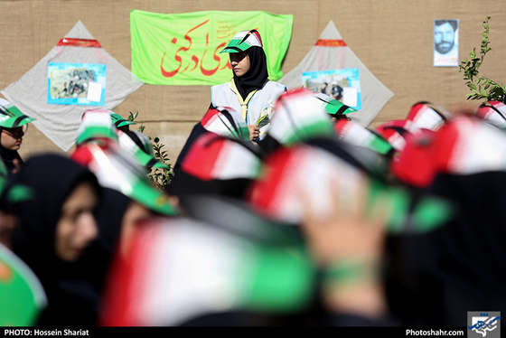 آغاز سال تحصیلی در دبیرستان دخترانه هدی مشهد / عکس: حسین شریعت / شهرآرا