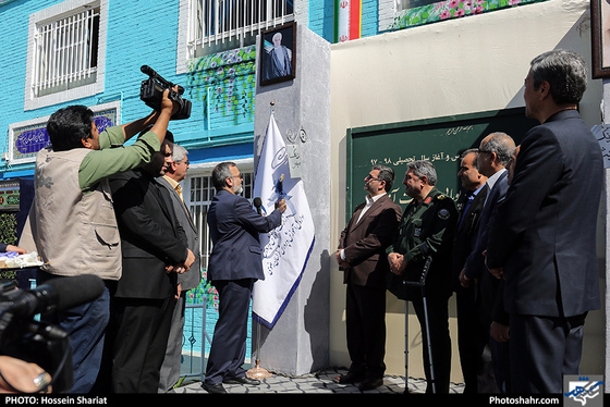 آغاز سال تحصیلی در دبیرستان دخترانه هدی مشهد / عکس: حسین شریعت / شهرآرا