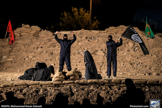 تماشای هزاران قمر / عکاس: محمدحسن صلواتی / شهرآرا