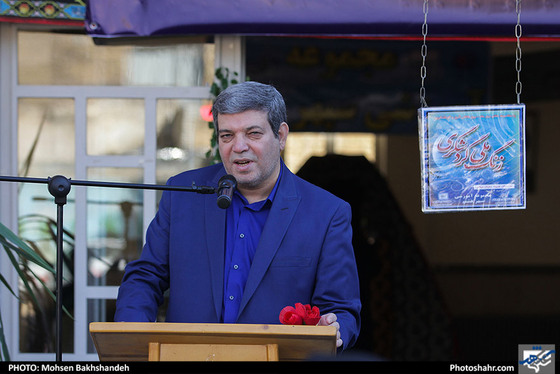 نواختن زنگ گردشگری در مدارس خراسان رضوی / عکس: محسن بخشنده / شهرآرا