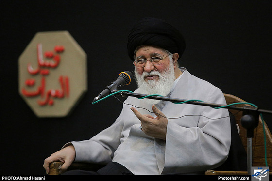 دیدار آیت الله علم الهدی با دانشجویان / عکس: احمد حسنی / شهرآرا