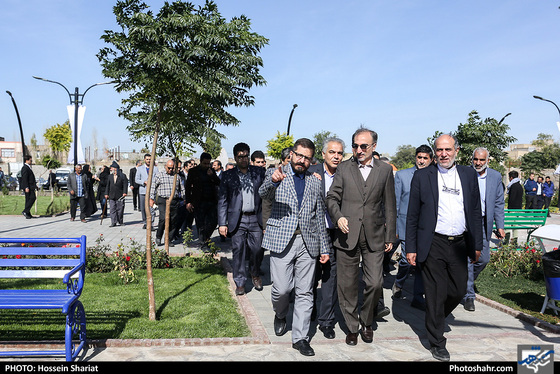 آیین بهره‌برداری همزمان از 10 بوستان در سطح شهر / عکس: حسین شریعت / شهرآرا