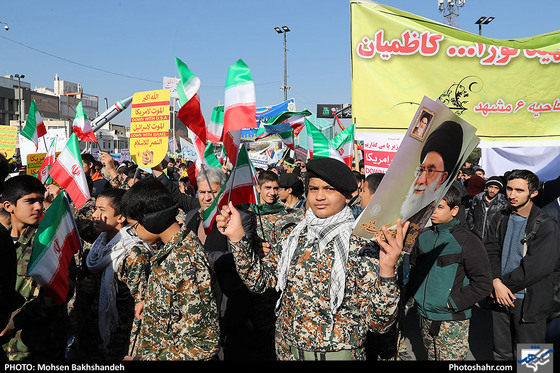 راهپیمایی 13 آبان / عکس: محسن بخشنده / شهرآرا