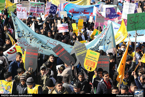 راهپیمایی 13 آبان / عکس: محسن بخشنده / شهرآرا