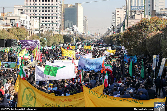 راهپیمایی 13 آبان / عکس: محسن بخشنده / شهرآرا