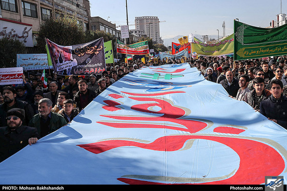 راهپیمایی 13 آبان / عکس: محسن بخشنده / شهرآرا