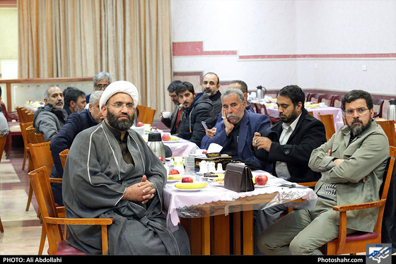 نشست صمیمی اعضای شورای شهر با مسئولان هیئات مذهبی مشهد