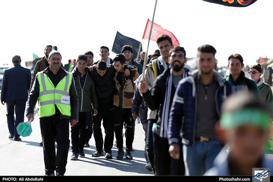  زائران پیاده امام رضا (ع) | عکس : علی عبداللهی / شهرآرا