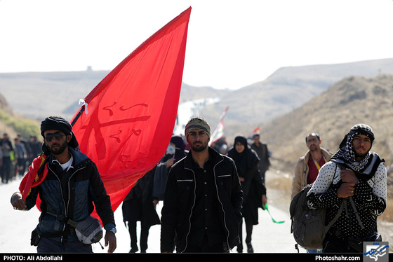  زائران پیاده امام رضا (ع) | عکس : علی عبداللهی / شهرآرا