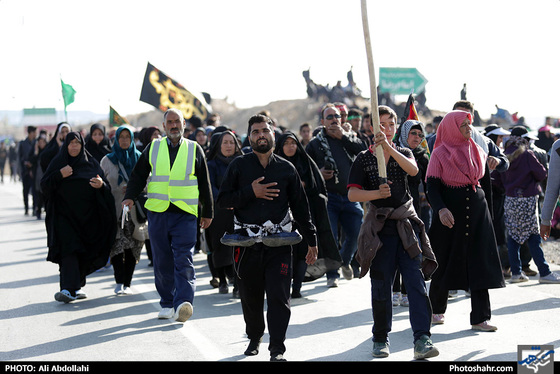  زائران پیاده امام رضا (ع) | عکس : علی عبداللهی / شهرآرا