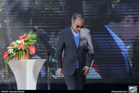 آغاز عملیات بازپیرایی و ساماندهی پیشخوان آرامگاه فردوسی / عکس: حسین شریعت / شهرآرا