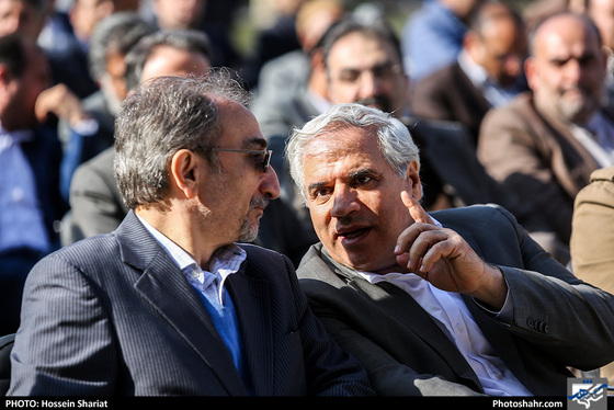 آغاز عملیات بازپیرایی و ساماندهی پیشخوان آرامگاه فردوسی / عکس: حسین شریعت / شهرآرا