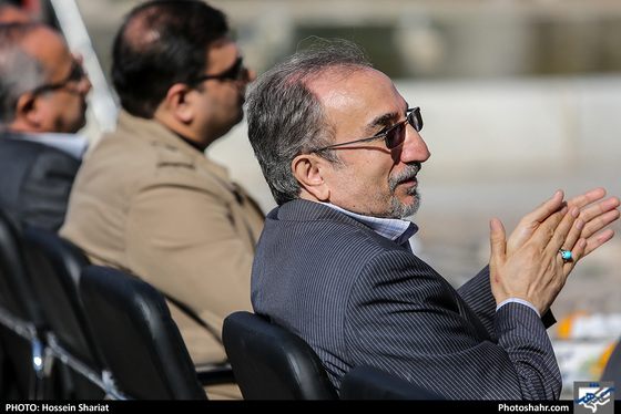 آغاز عملیات بازپیرایی و ساماندهی پیشخوان آرامگاه فردوسی / عکس: حسین شریعت / شهرآرا