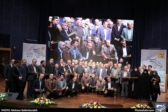 همایش تکریم خیرین مدرسه ساز / عکس: محسن بخشنده / شهرآرا