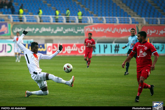لیگ برتر فوتبال / پدیده مشهد و سایپا تهران / عکس: علی عبداللهی / شهرآرا