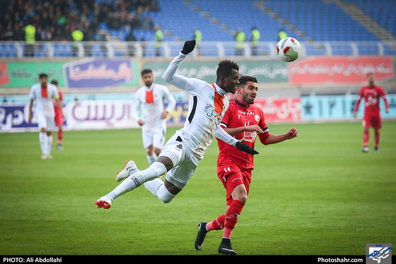 لیگ برتر فوتبال / پدیده مشهد و سایپا تهران / عکس: علی عبداللهی / شهرآرا