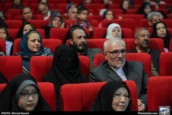 تجلیل از تاکسیرانان افتخاری و امانتدار / عکس: احمد حسنی / شهرآرا