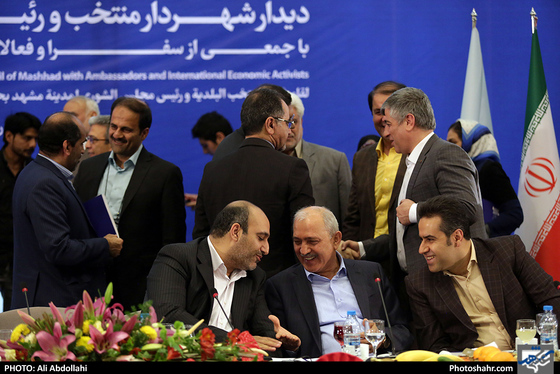 دیدار شهردار منتخب مشهد با جمعی از سفرا و فعالان اقتصادی خارجی / عکس: علی عبداللهی / شهرآرا