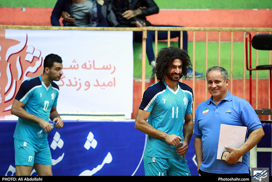 تمرین تیم والیبال پیام خراسان پیش از بازی با پیکان