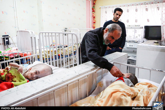 بازدید اعضای تیم والیبال پیام خراسان از آسایشگاه شهید فیاض بخش