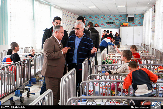 بازدید اعضای تیم والیبال پیام خراسان از آسایشگاه شهید فیاض بخش