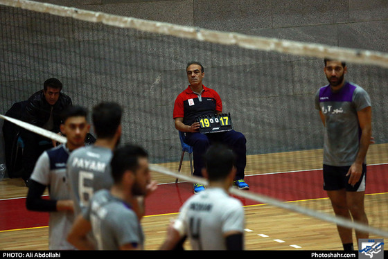  تمرین تیم والیبال پیام خراسان پیش از بازی با شهرداری گنبد
