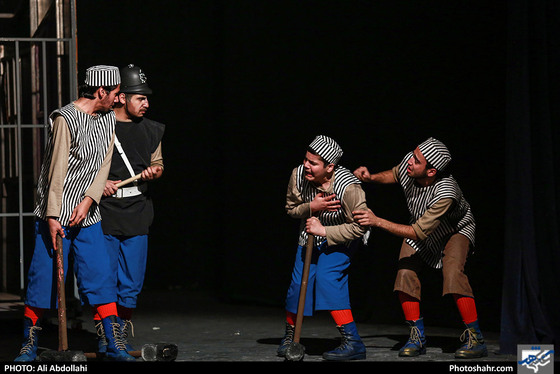  نمایش تیستو سبز انگشتی