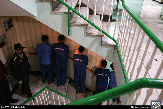 دستگیری باند سرقت مسلحانه نافرجام از طلا فروشی / عکس: علی عبداللهی / شهرآرا