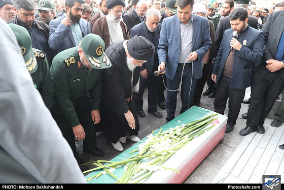 تشییع پیکر سردار منصوری فرمانده قرارگاه منطقه‌ ای ثامن الائمه(ع)