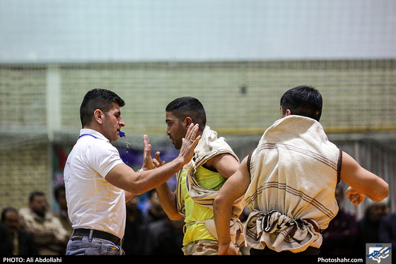 مسابقات کشتی با چوخه