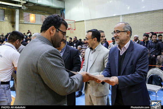 مسابقات کشتی با چوخه