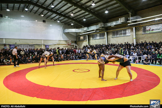 مسابقات کشتی با چوخه