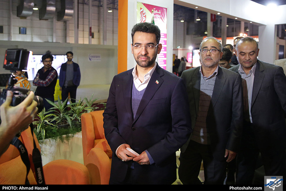 غرفه شهرآرا در نمایشگاه کامپیوتر و شهر هوشمند مشهد -   عکس : احمد حسنی / شهرآرا