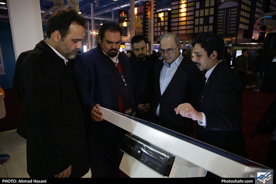 غرفه شهرآرا در نمایشگاه کامپیوتر و شهر هوشمند مشهد -   عکس : احمد حسنی / شهرآرا