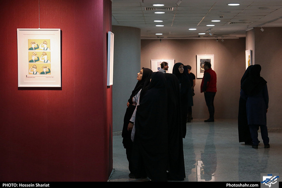 افتتاح نمایشگاه آثار دومین جشنواره بین المللی کارتون جامعه ایمن - عکس: حسین شریعت / شهرآرا