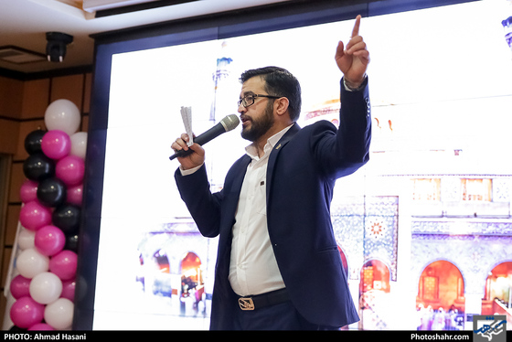 حضور آیت الله علم الهدی در مراسم تجلیل از پرستاران بیمارستان رضوی - عکاس: احمد حسنی  / شهرآرا