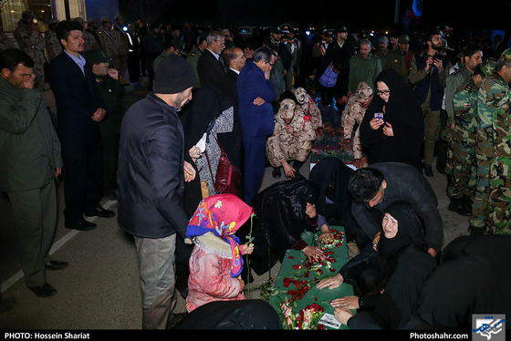 استقبال از پیکر مطهر شهیدان دفاع مقدس و مدافع حرم - عکاس: حسین شریعت / شهرآرا