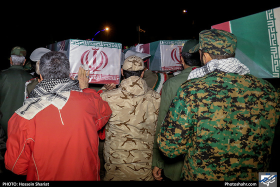 استقبال از پیکر مطهر شهیدان دفاع مقدس و مدافع حرم - عکاس: حسین شریعت / شهرآرا