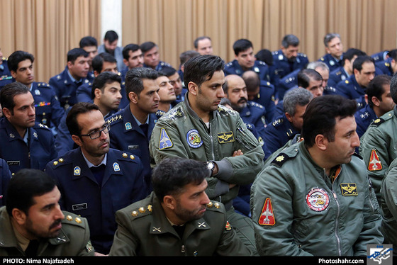 دیدار جمعی از فرماندهان و مسئولان نیروی هوایی با آیت الله علم الهدی