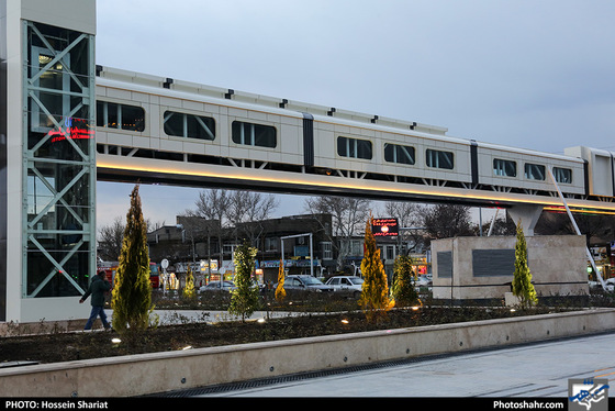 افتتاح پروژه بهسازی و بازپیرایی میدان راه آهن مشهد عکس : حسین شریعت / شهرآرا