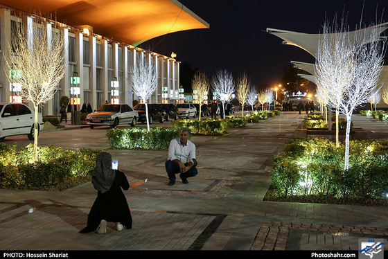 افتتاح پروژه بهسازی و بازپیرایی میدان راه آهن مشهد عکس : حسین شریعت / شهرآرا